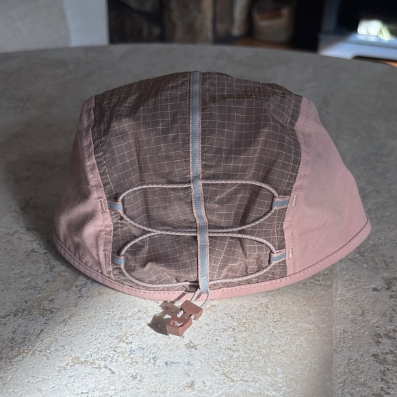 Lululemon size s/m hiking light pink Cap/hat - Picture 3 of 5